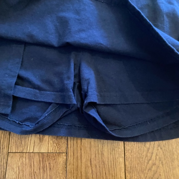 Navy tennis skirt - Picture 3 of 3